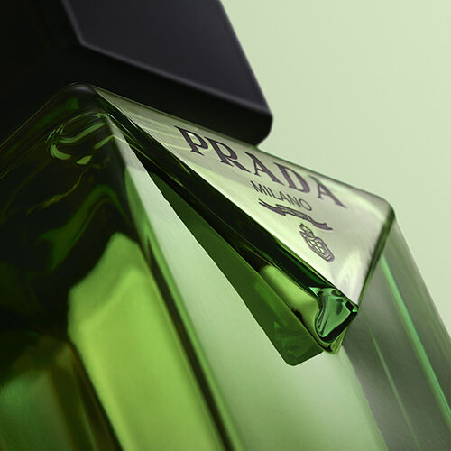 フレグランス・香水｜プラダ ビューティ公式オンラインストア｜PRADA